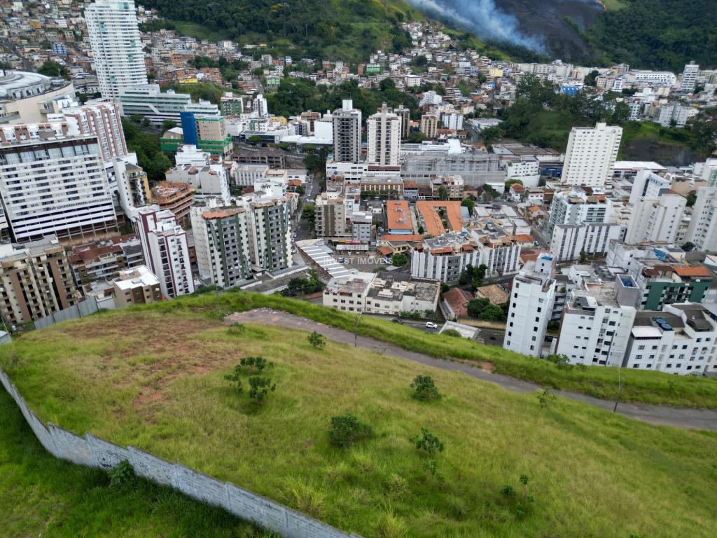 Terreno a Venda no bairro São Mateus na cidade de Juiz de Fora — área 260000 m², Valor R$ 3000000.