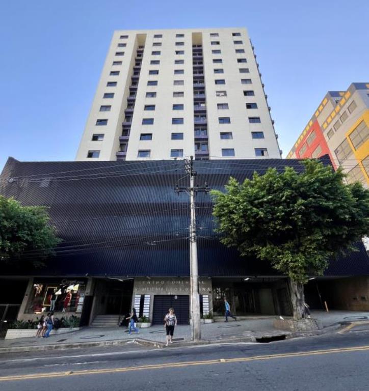 Apartamento a Venda no bairro Morro da Glória na cidade de Juiz de Fora — 1 quarto(s), 1 banheiro(s), 1 vaga(s), área 4500 m², Valor R$ 230000.