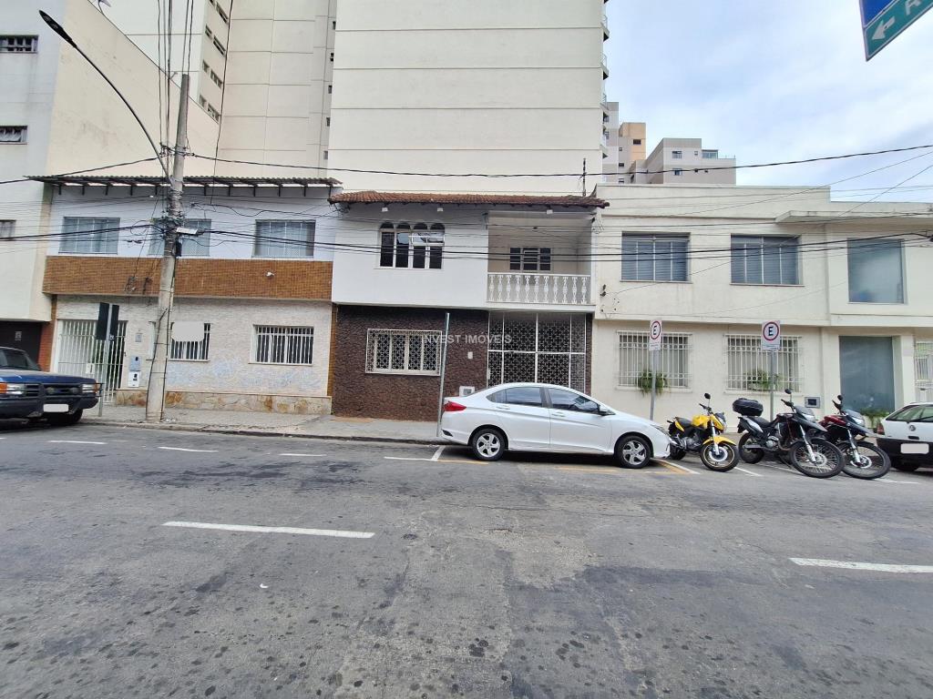 Casa a Venda no bairro São Mateus na cidade de Juiz de Fora — 3 quarto(s), 2 banheiro(s), 1 vaga(s), área 20000 m², Valor R$ 890000.