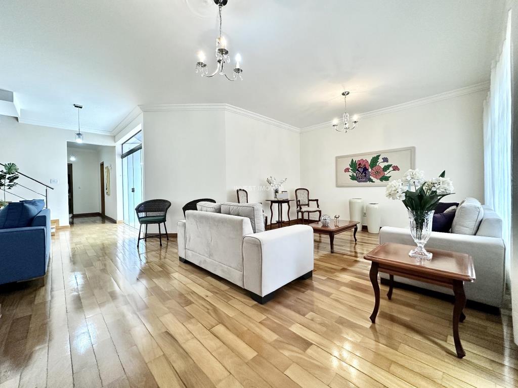 Casa-Codigo-21350-a-Venda-no-bairro-Quintas-das-Avenidas-na-cidade-de-Juiz-de-Fora