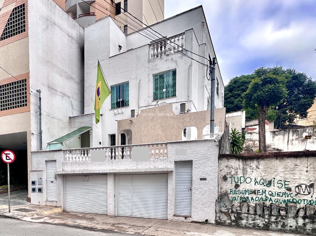 Casa-Codigo-21413-a-Venda-no-bairro-São-Mateus-na-cidade-de-Juiz-de-Fora