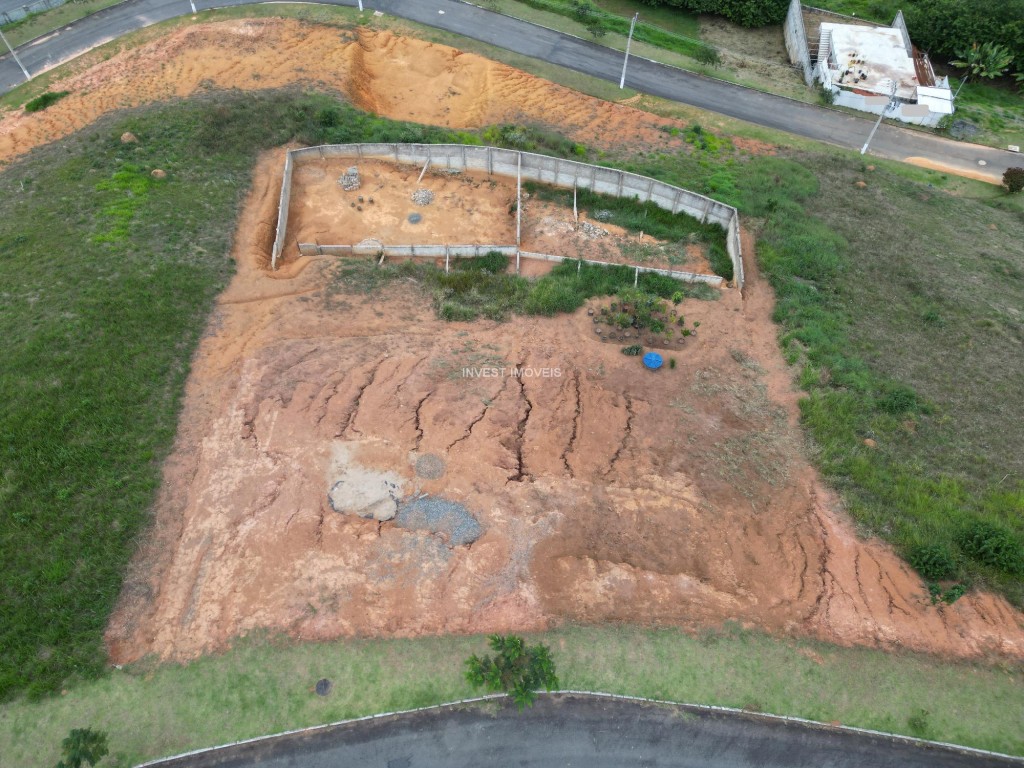 Terreno a Venda no bairro Novo Horizonte na cidade de Juiz de Fora — área 142300 m², Valor R$ 720000.