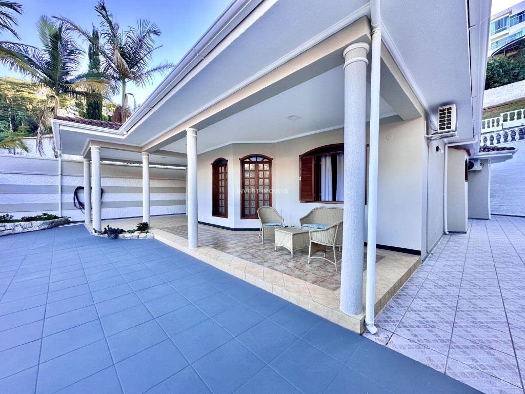 Casa-Codigo-21491-a-Venda-no-bairro-Bosque-Imperial-na-cidade-de-Juiz-de-Fora