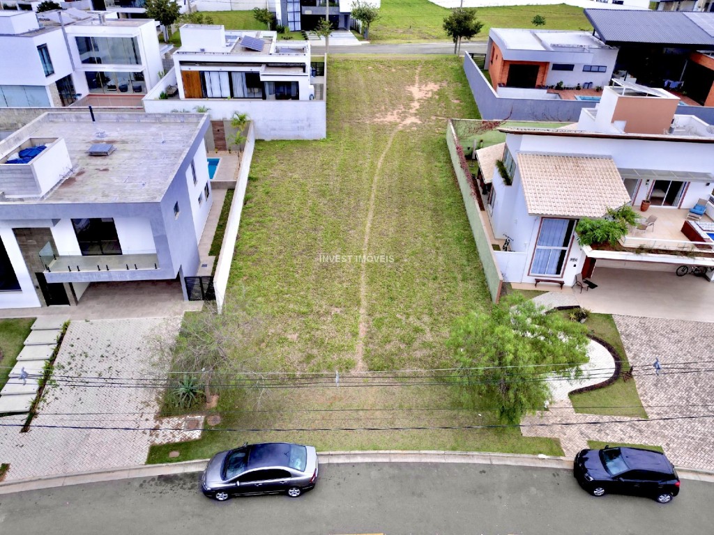 Terreno a Venda no bairro Alphaville na cidade de Juiz de Fora — área 48384 m², Valor R$ 380000.