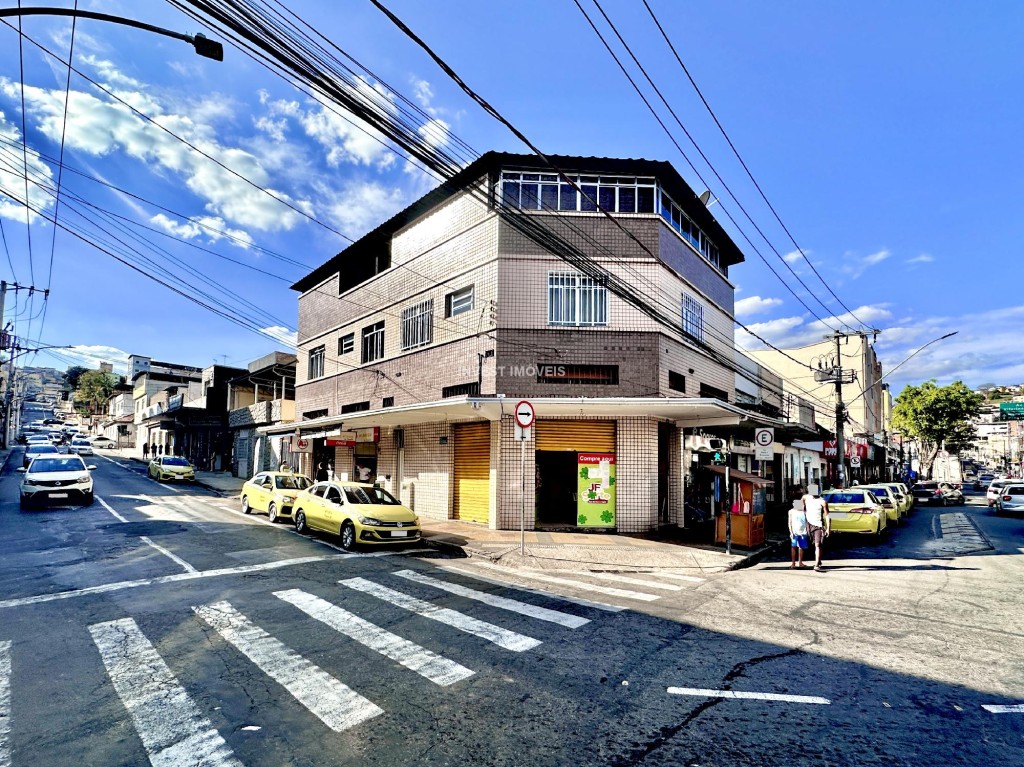 Cobertura a Venda no bairro Manoel Honório na cidade de Juiz de Fora — 4 quarto(s), 2 banheiro(s), Valor R$ 420000.
