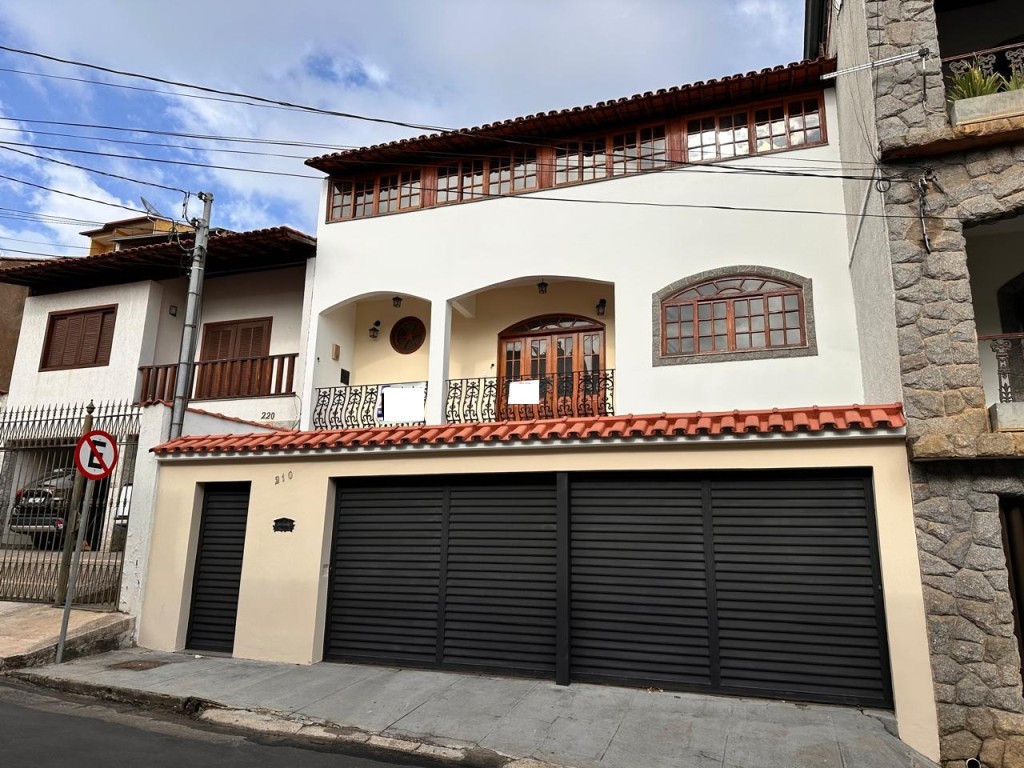 Casa-Codigo-21645-para-alugar-no-bairro-Democrata-na-cidade-de-Juiz-de-Fora