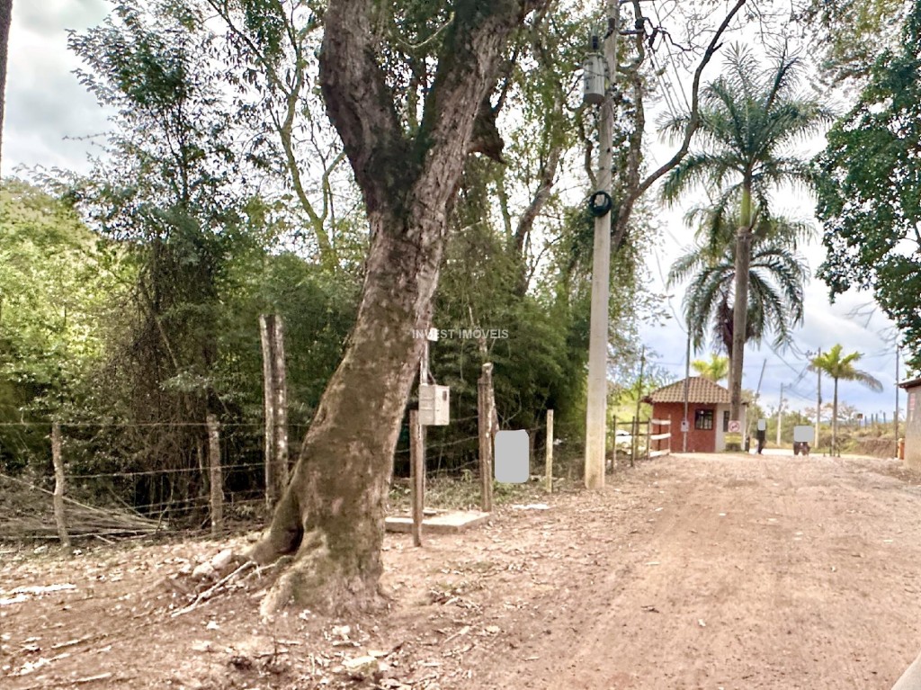 Terreno a Venda no bairro Grama na cidade de Juiz de Fora — área 700000 m², Valor R$ 144000.