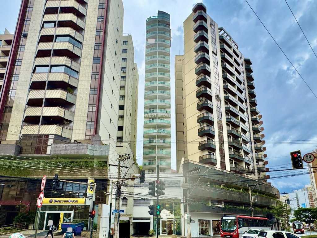 Studio a Venda no bairro São Mateus na cidade de Juiz de Fora — 1 quarto(s), 1 banheiro(s), 1 vaga(s), área 3500 m², Valor R$ 320000.