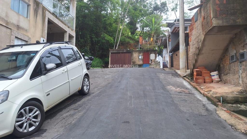 Terreno a Venda no bairro Santa Terezinha na cidade de Juiz de Fora — área 22700 m², Valor R$ 135000.