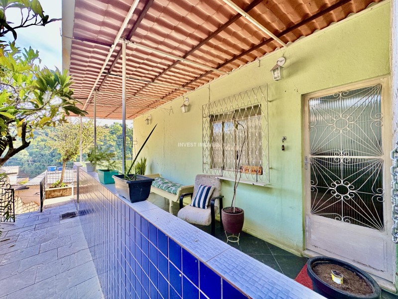 Casa a Venda no bairro Santa Luzia na cidade de Juiz de Fora — 2 quarto(s), 2 banheiro(s), 3 vaga(s), área 6800 m², Valor R$ 300000.