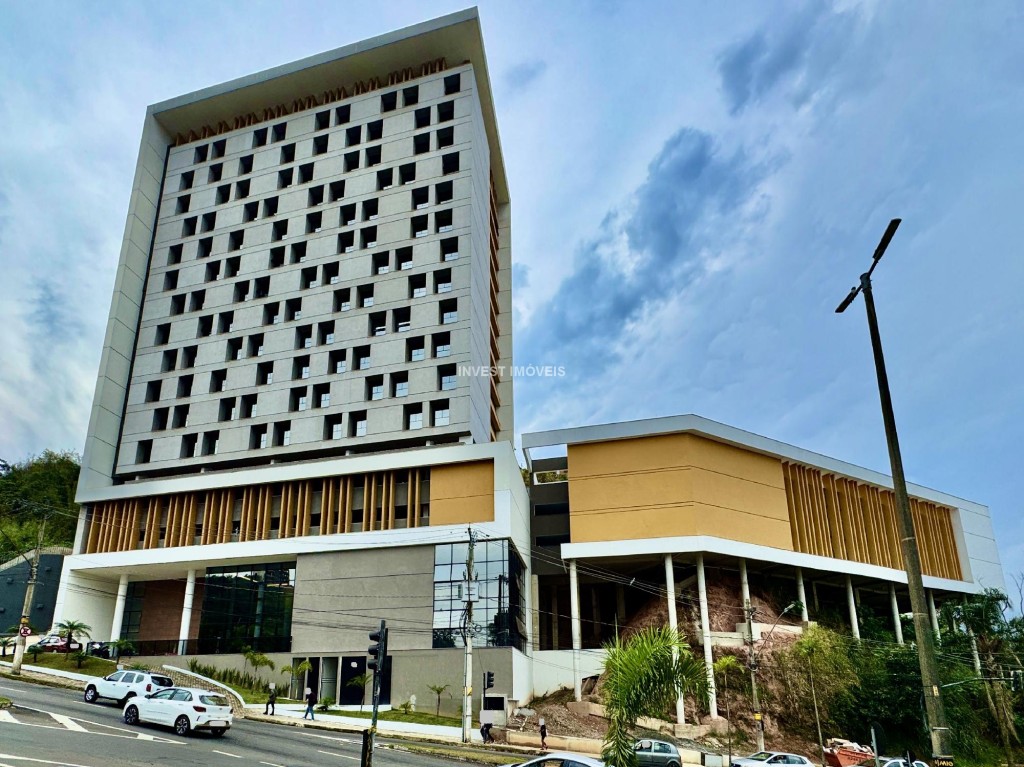 Studio a Venda no bairro Cascatinha na cidade de Juiz de Fora — 1 quarto(s), 1 banheiro(s), 1 vaga(s), área 2500 m², Valor R$ 300000.