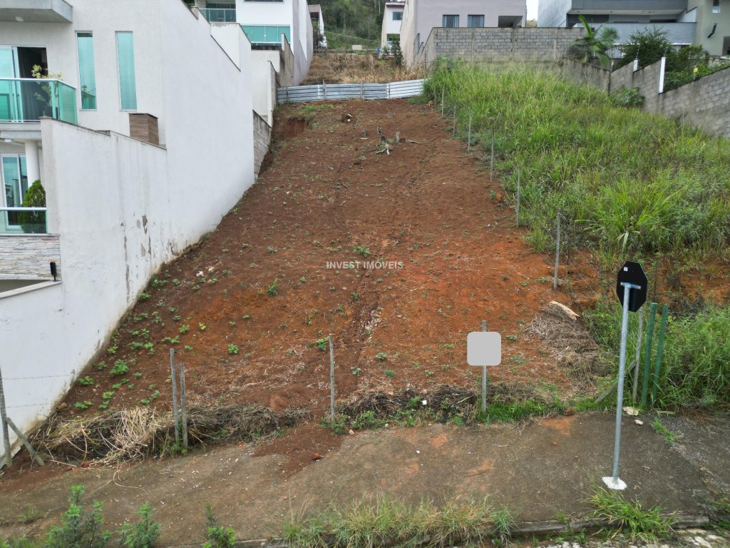 Terreno a Venda no bairro Lourdes na cidade de Juiz de Fora — área 30000 m², Valor R$ 220000.