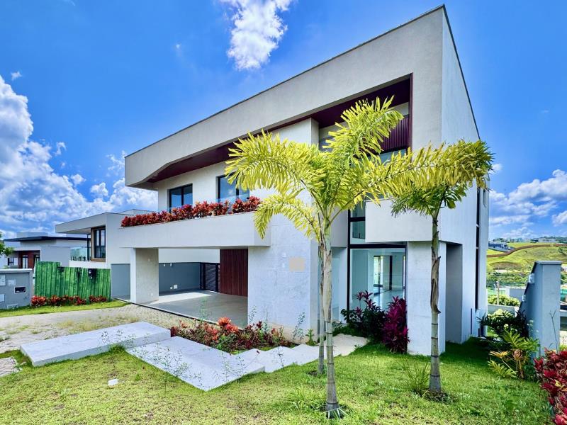 Casa a Venda no bairro Alphaville na cidade de Juiz de Fora — 4 quarto(s), 5 banheiro(s), 5 vaga(s), área 41000 m², Valor R$ 3200000.