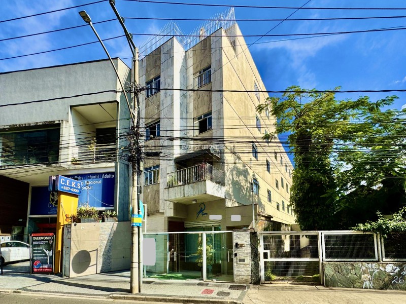 Apartamento a Venda no bairro Passos na cidade de Juiz de Fora — 3 quarto(s), 1 banheiro(s), 1 vaga(s), Valor R$ 320000.