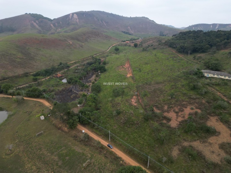 Granja a Venda no bairro Grama na cidade de Juiz de Fora — Valor R$ 380000.