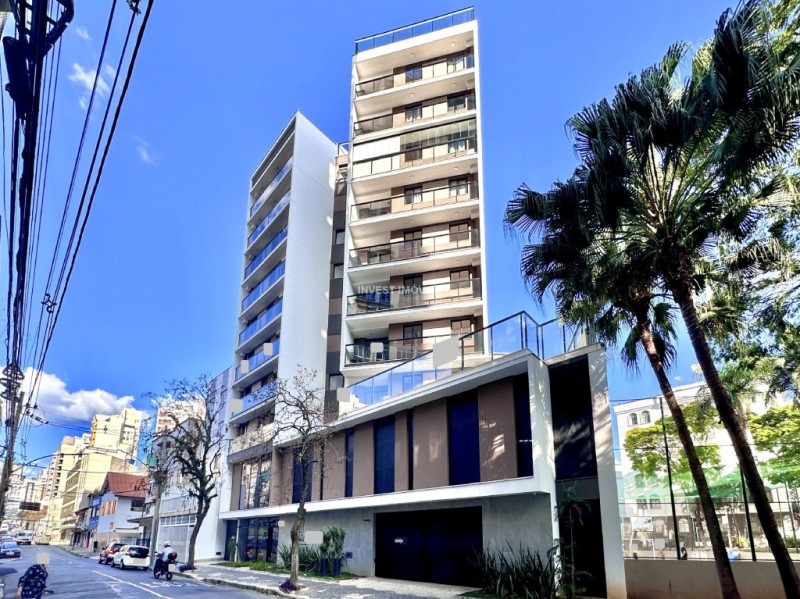 Apartamento a Venda no bairro São Mateus na cidade de Juiz de Fora — 2 quarto(s), 3 banheiro(s), 1 vaga(s), área 5827 m², Valor R$ 529900.