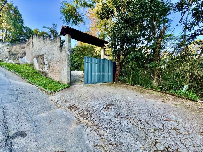 Granja a Venda no bairro Novo Horizonte na cidade de Juiz de Fora — 3 quarto(s), 2 banheiro(s), Valor R$ 600000.