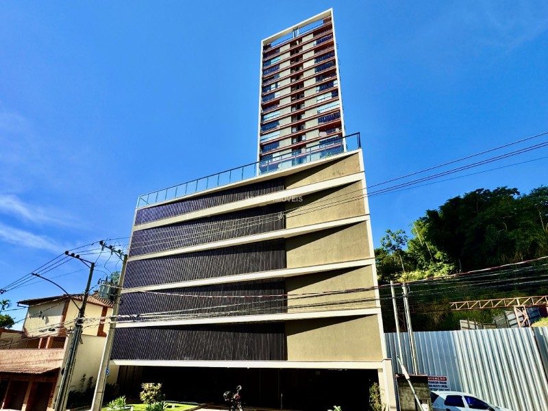 Apartamento a Venda no bairro Granbery na cidade de Juiz de Fora — 2 quarto(s), 1 banheiro(s), 2 vaga(s), área 7900 m², Valor R$ 830000.