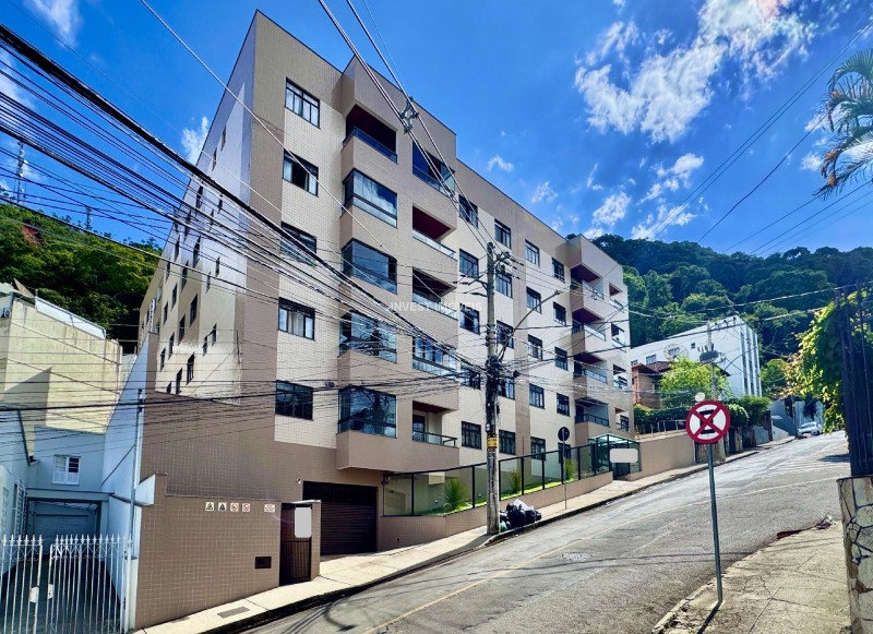 Apartamento a Venda no bairro Santa Helena na cidade de Juiz de Fora — 2 quarto(s), 3 banheiro(s), 2 vaga(s), Valor R$ 570000.