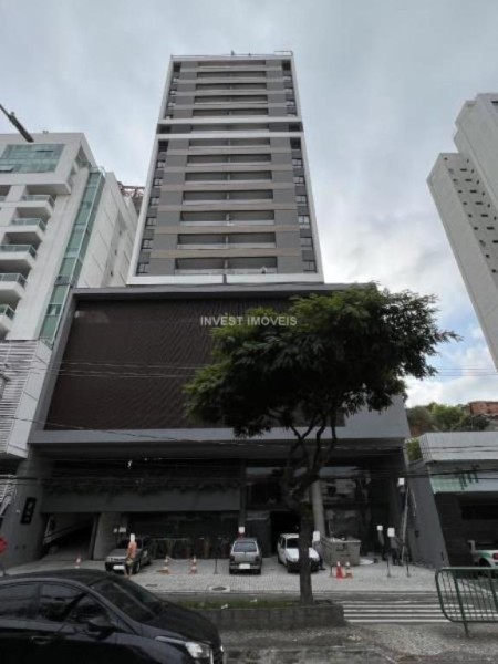 Studio a Venda no bairro São Mateus na cidade de Juiz de Fora — 1 quarto(s), 1 banheiro(s), 1 vaga(s), área 3500 m², Valor R$ 310000.
