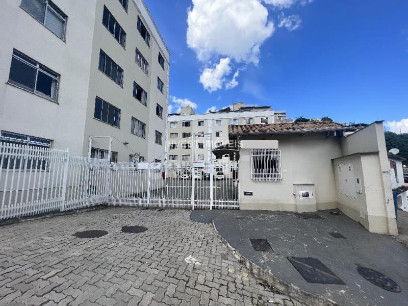 Apartamento a Venda no bairro Costa Carvalho na cidade de Juiz de Fora — 2 quarto(s), 1 banheiro(s), 1 vaga(s), área 5700 m², Valor R$ 180000.