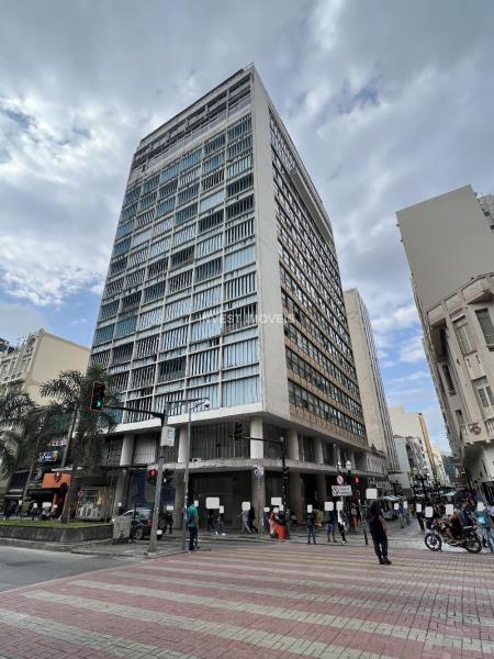 Sala-Codigo-4946-a-Venda-no-bairro-Centro-na-cidade-de-Juiz-de-Fora