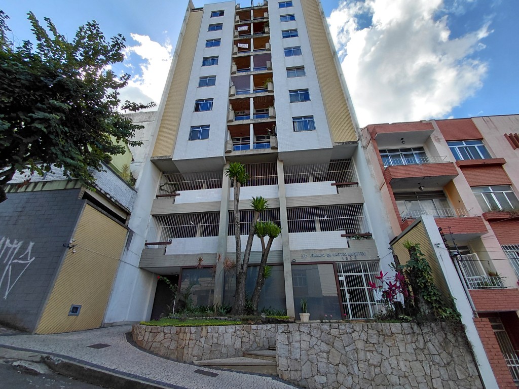 Apartamento-Codigo-4987-para-alugar-no-bairro-Centro-na-cidade-de-Juiz-de-Fora