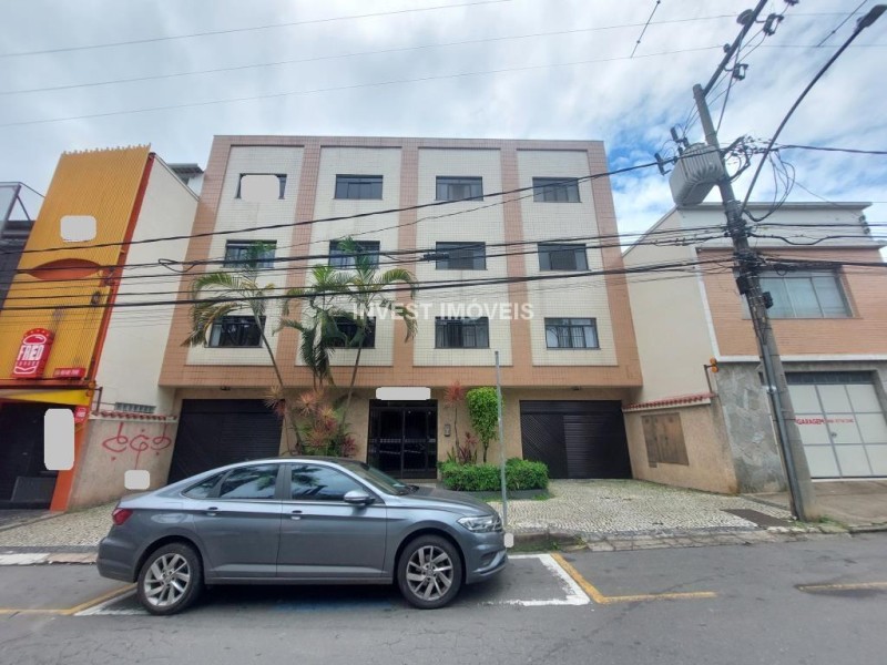 Apartamento a Venda no bairro Passos na cidade de Juiz de Fora — 3 quarto(s), 1 banheiro(s), 1 vaga(s), área 10600 m², Valor R$ 320000.