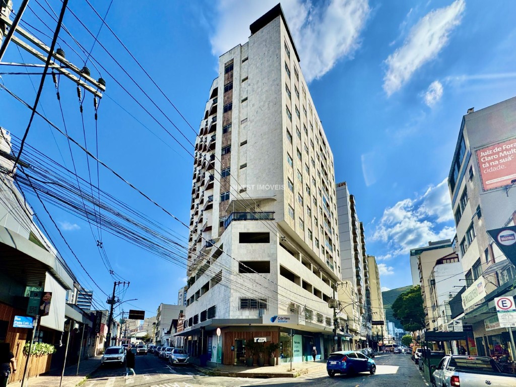 Apartamento a Venda no bairro São Mateus na cidade de Juiz de Fora — 3 quarto(s), 3 banheiro(s), 1 vaga(s), área 11200 m², Valor R$ 500000.