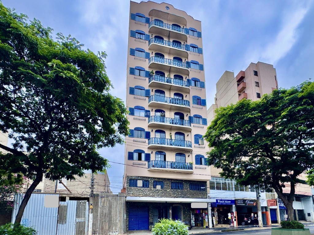 Apartamento a Venda no bairro Centro na cidade de Juiz de Fora — 2 quarto(s), 2 banheiro(s), 1 vaga(s), área 8500 m², Valor R$ 330000.