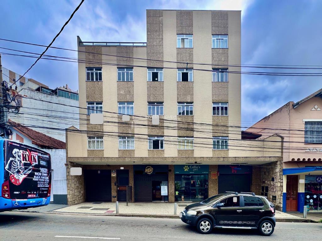 Cobertura a Venda no bairro Passos na cidade de Juiz de Fora — 3 quarto(s), 2 banheiro(s), 1 vaga(s), área 11500 m², Valor R$ 599900.