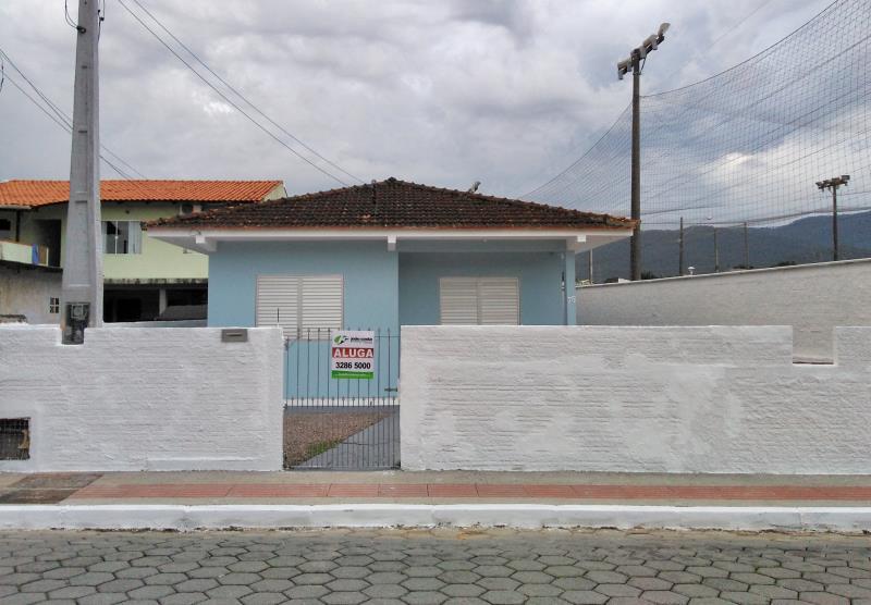 Casa Codigo 4220 a Venda no bairro Caminho Novo na cidade de Palhoça Condominio 