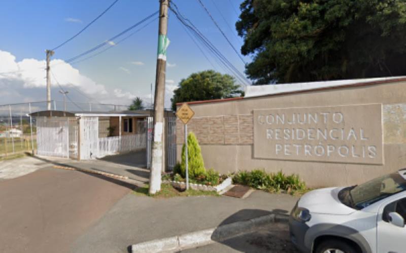 Apartamento Código 85055 para venda Res. Petrópolis no bairro Uberaba na cidade de Curitiba