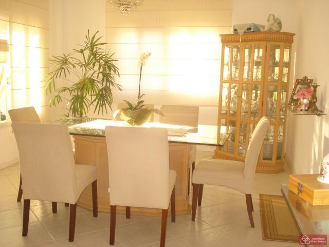 Casa, 3 quartos, 300 m² - Foto 1