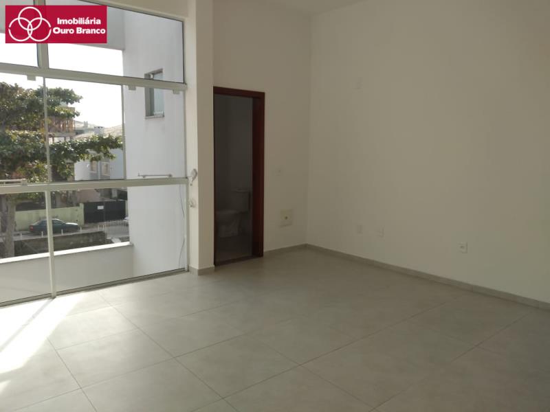 Sala-Codigo 2115-a-Venda-Centro Comercial San Peter-no-bairro-Ingleses do Rio Vermelho-na-cidade-de-Florianópolis
