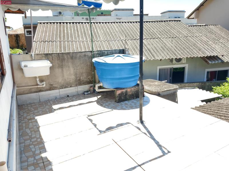 Casa à venda com 3 quartos, 70m² - Foto 27