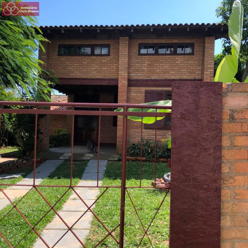 Casa, 5 quartos, 220 m² - Foto 1