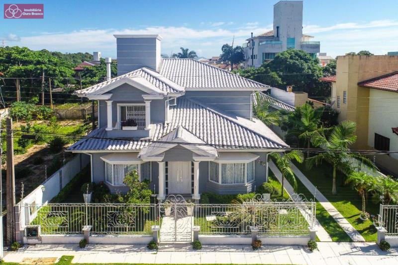 Casa, 4 quartos, 263 m² - Foto 2