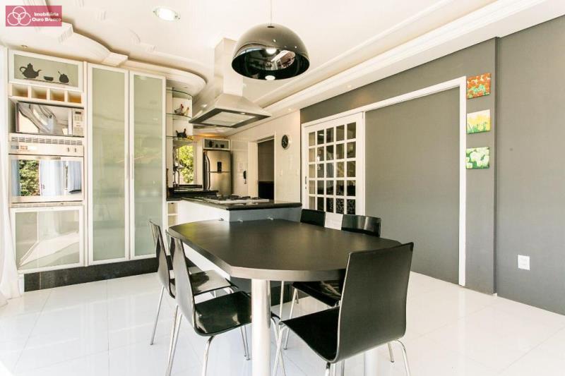Casa, 4 quartos, 263 m² - Foto 29