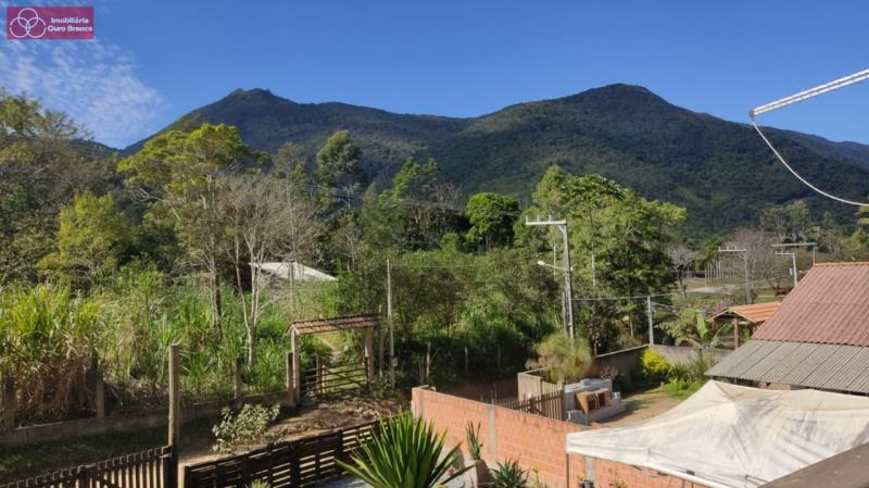 Casa, 2 quartos, 175 m² - Foto 1