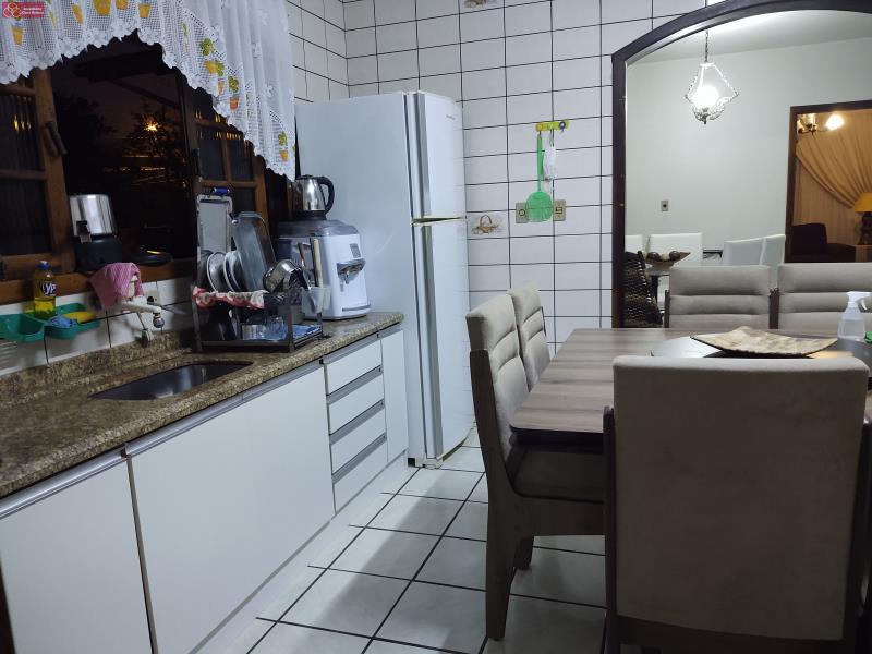 Casa, 5 quartos, 171 m² - Foto 9