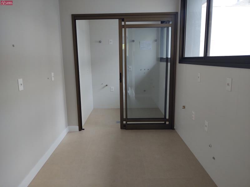 Apartamento, 2 quartos, 77 m² - Foto 1