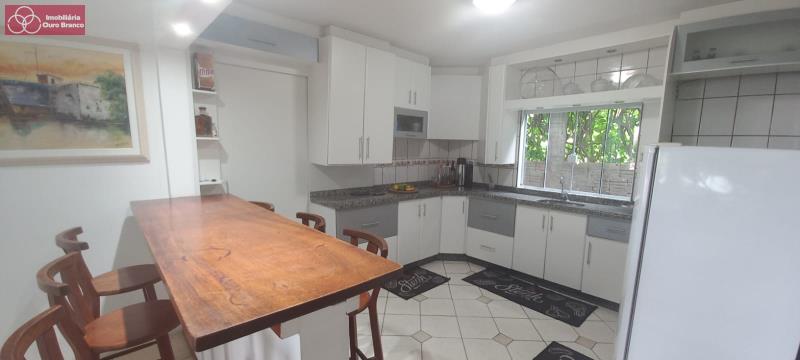 Casa, 3 quartos, 260 m² - Foto 9