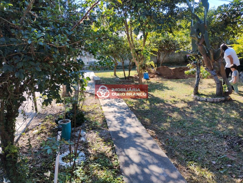 Casa-Codigo 3638-a-Venda--no-bairro-São João do Rio Vermelho-na-cidade-de-Florianópolis