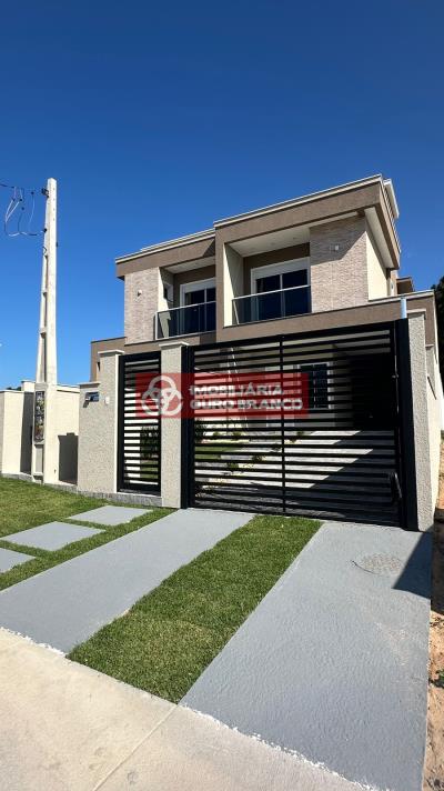 Casa-Codigo 3746-a-Venda--no-bairro-São João do Rio Vermelho-na-cidade-de-Florianópolis