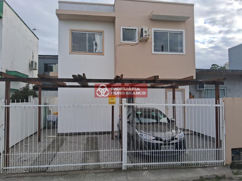 Casa-Codigo-3764-a-Venda-no-bairro-Ingleses-na-cidade-de-Florianópolis