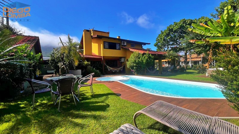 Casa Aluguel Temporada, 5 dormitórios no bairro Cachoeira do Bom Jesus em Florianópolis - Código 909