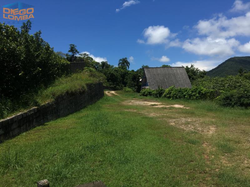 Sítio para Comprar, 4 dormitórios no bairro Cachoeira do Bom Jesus em Florianópolis - Código 1499