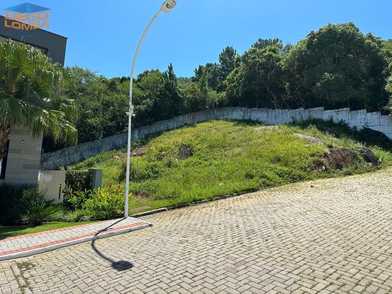 Terreno para Comprar no bairro Cachoeira do Bom Jesus em Florianópolis - Código 2643
