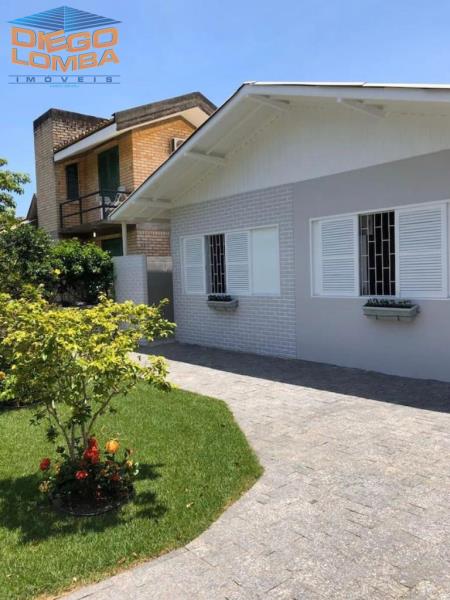 Casa para Comprar, 6 dormitórios no bairro Cachoeira do Bom Jesus em Florianópolis - Código 2653